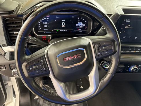 Certified 2025 GMC Sierra 1500 SLT AWD/4WD image 37