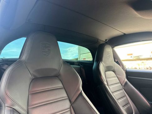 Certified 2022 Porsche 911 Targa 4S image 18