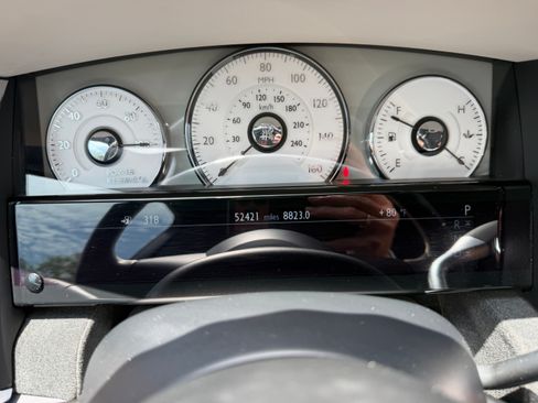 Used 2019 Rolls-Royce Ghost RWD image 36