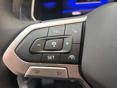 Certified 2022 Volkswagen Jetta SE image 20