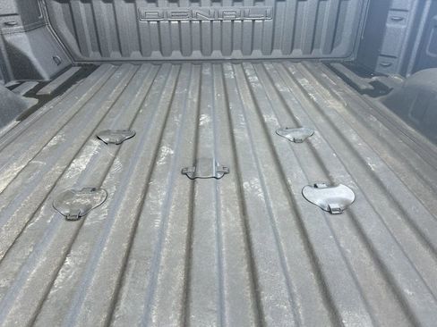 Used 2023 GMC Sierra 2500 Denali w/ Denali Ultimate Package AWD/4WD image 17