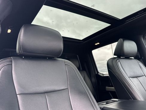 Used 2022 Ford F250 Lariat w/ Tremor Off-Road Package image 16