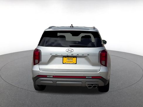 Used 2025 Hyundai Palisade SEL FWD image 10