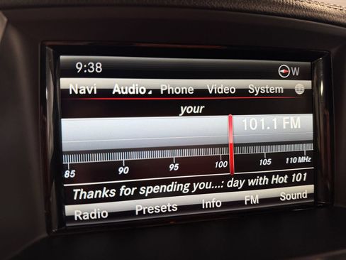 Used 2015 Mercedes-Benz GL 450 4MATIC w/ Parking Assist Package image 30