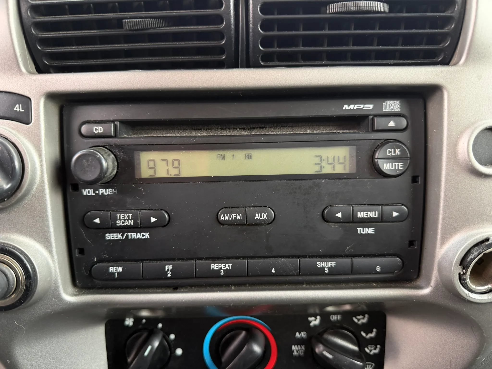Used 2011 Ford Ranger XLT AWD/4WD image 19