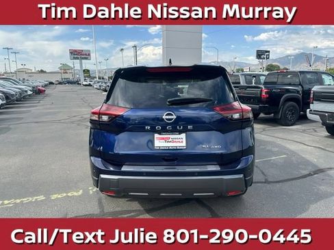Used 2025 Nissan Rogue SL w/ SL Premium Package AWD/4WD image 10