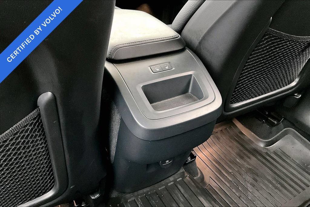 Certified 2024 Volvo XC60 B5 Plus w/ Protection Package Premier AWD/4WD image 31