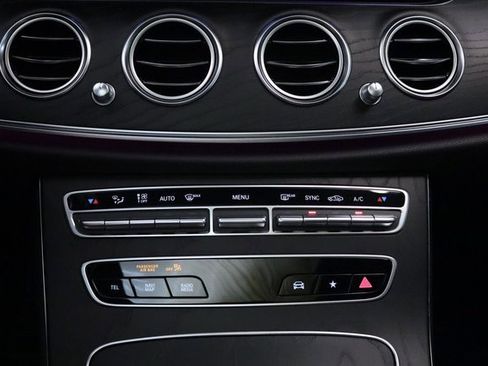 Used 2021 Mercedes-Benz E 53 AMG E 53 AMG image 28