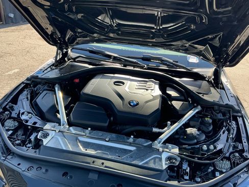 Used 2023 BMW 430i Coupe w/ M Sport Package RWD image 23