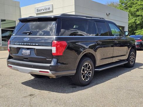 Used 2023 Ford Expedition Max XLT AWD/4WD image 8