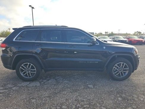 Used 2020 Jeep Grand Cherokee Laredo w/ Quick Order Package 2BN North image 4