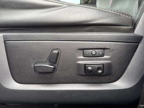 Used 2015 RAM 2500 Laramie w/ Convenience Group image 36