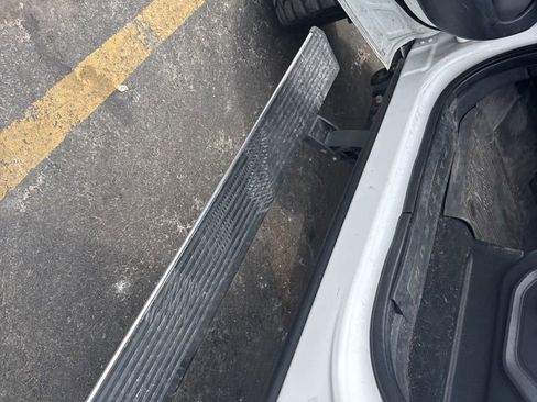 Used 2022 Ford F350 Platinum image 19