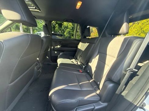 Certified 2023 Honda Passport EX-L image 8