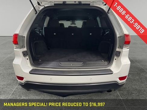 Used 2019 Jeep Grand Cherokee Laredo image 14
