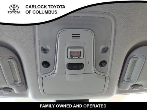 Used 2020 Toyota Prius LE image 28