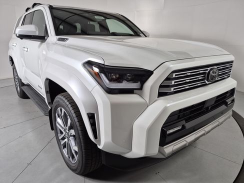 New 2026 Toyota 4Runner Limited AWD/4WD image 6