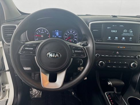 Used 2021 Kia Sportage LX AWD/4WD image 19