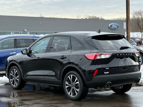 Used 2022 Ford Escape SE w/ SE Sport Appearance Package image 43