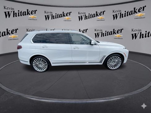 Used 2023 BMW X7 xDrive40i w/ Premium Package AWD/4WD image 10