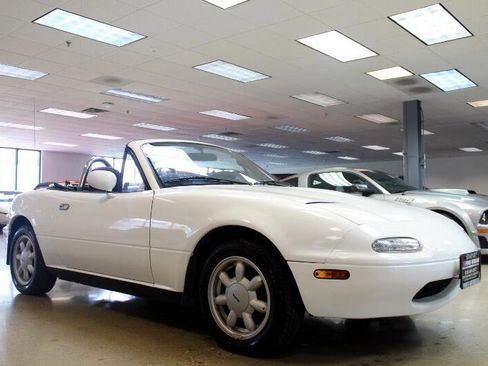 Used 1990 MAZDA MX-5 Miata image 32