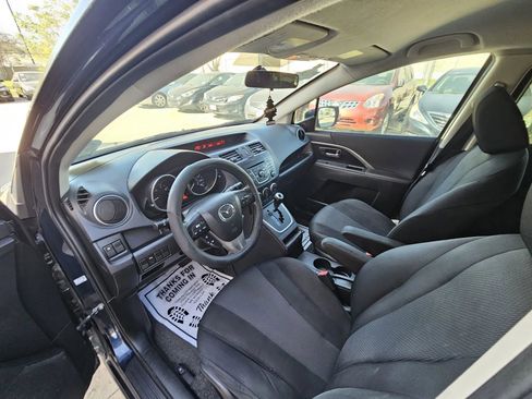 Used 2015 MAZDA MAZDA5 Touring image 7