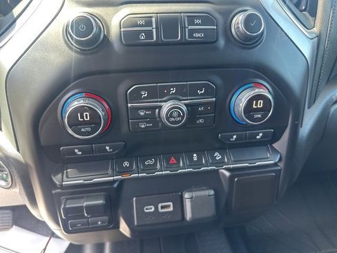 Used 2019 Chevrolet Silverado 1500 LT Trail Boss w/ Convenience Package image 18