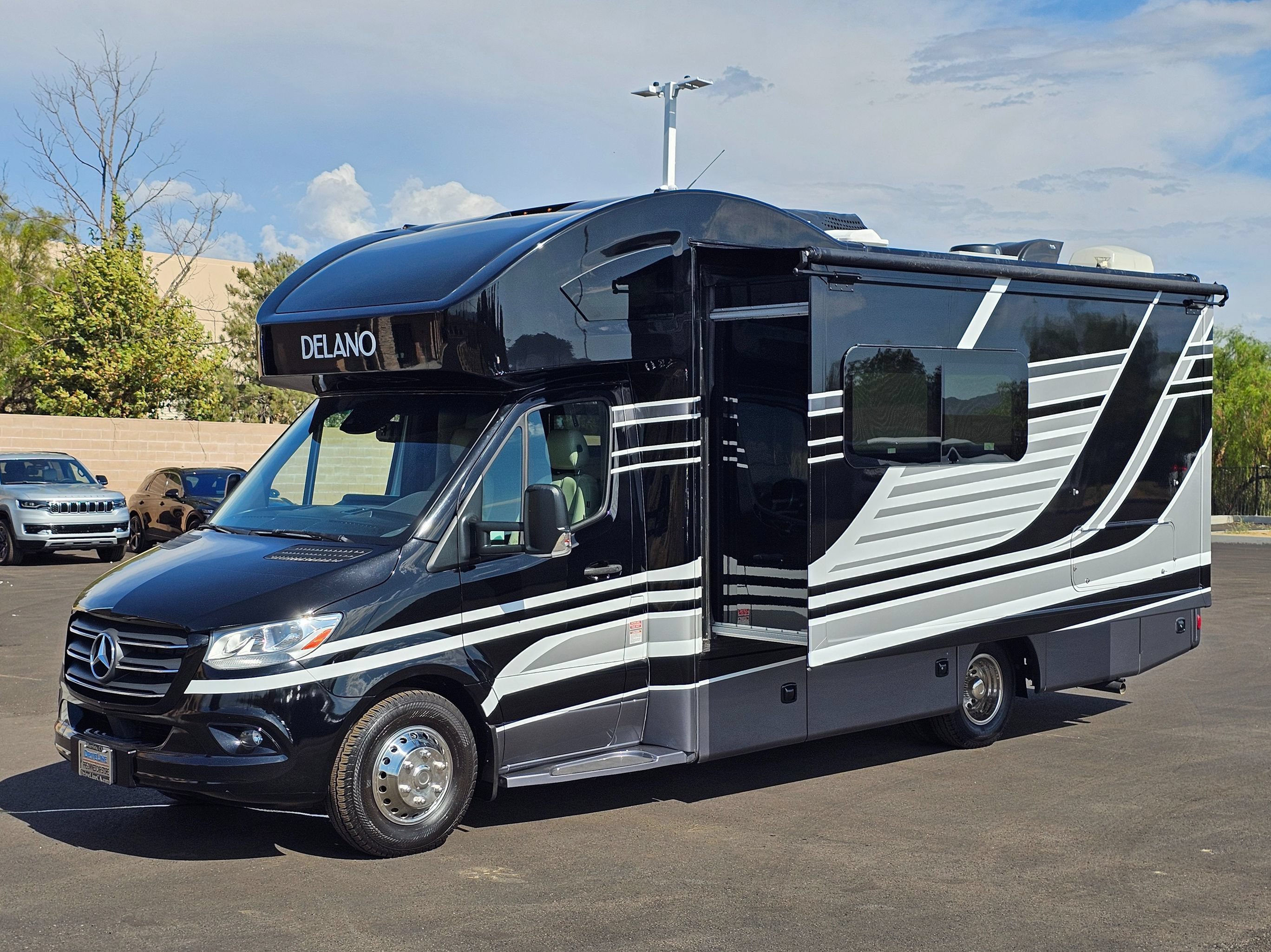 Used 2022 Mercedes-Benz Sprinter 3500 w/ Acoustic Package image 4
