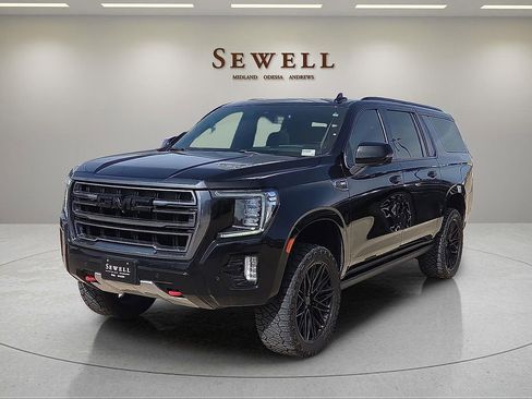 Used 2023 GMC Yukon XL AT4 image 1