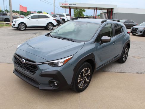 Used 2024 Subaru Crosstrek 2.0i Premium AWD/4WD image 46
