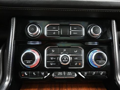 Used 2023 GMC Yukon XL Denali Ultimate image 26