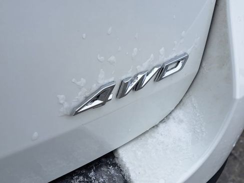 Certified 2022 Ford Explorer XLT w/ Equipment Group 202A image 6