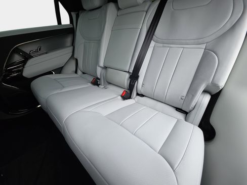 New 2026 Land Rover Range Rover Sport SE AWD/4WD image 14