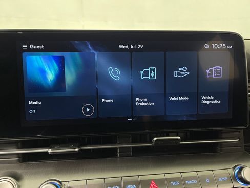 Certified 2025 Hyundai Kona SEL FWD image 22