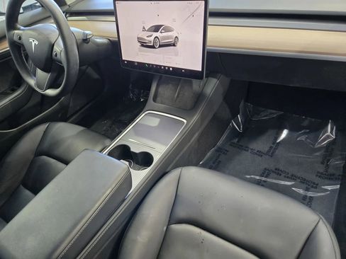 Used 2023 Tesla Model 3 Standard Range RWD image 5