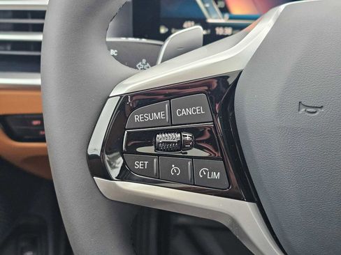 Used 2025 BMW 330i xDrive Sedan w/ Premium Package image 26