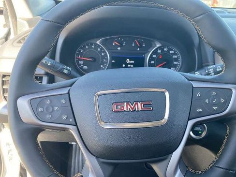 Used 2024 GMC Terrain AT4 image 3