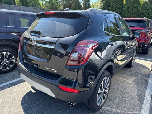 Used 2022 Buick Encore Preferred w/ Safety Package AWD/4WD image 4