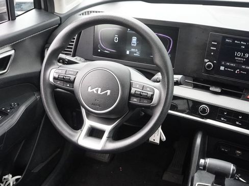 Used 2023 Kia Sportage LX AWD/4WD image 22