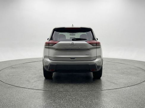 Used 2025 Nissan Rogue SV FWD image 7