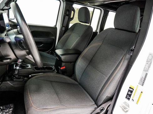 Used 2024 Jeep Wrangler Sport image 18