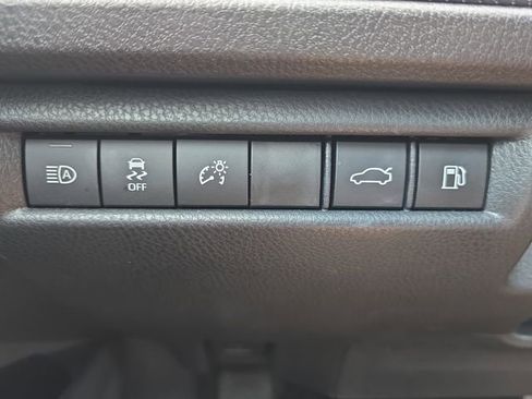 Used 2026 Toyota Camry SE w/ Convenience Package FWD image 26