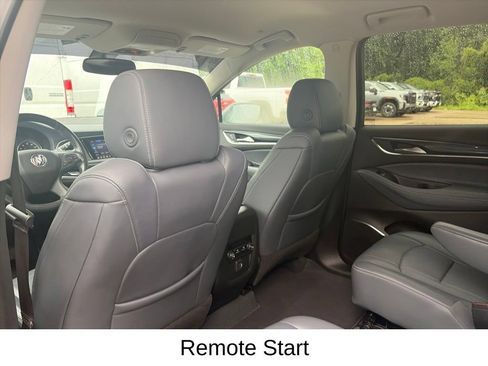Used 2021 Buick Enclave Essence AWD/4WD image 12