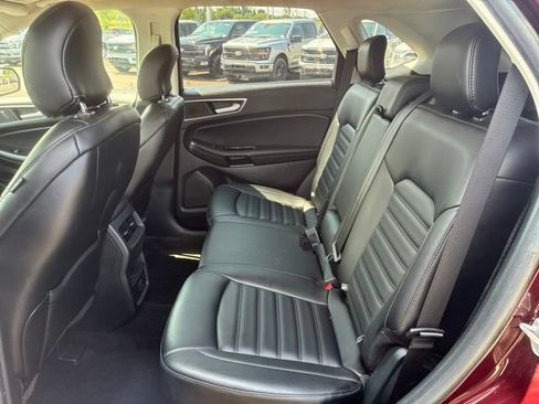 Used 2019 Ford Edge SEL w/ Equipment Group 201A AWD/4WD image 18