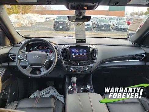 Used 2023 Chevrolet Traverse RS image 10