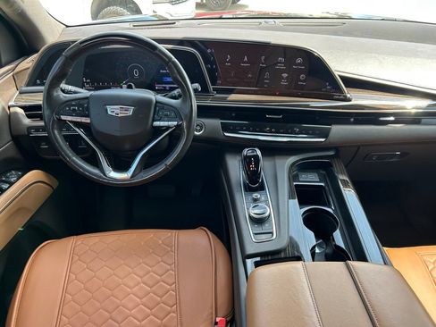 Used 2022 Cadillac Escalade Premium Luxury w/ Performance Package AWD/4WD image 19