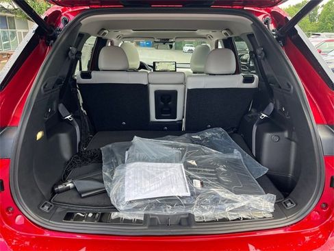 New 2025 Mitsubishi Outlander SE image 29