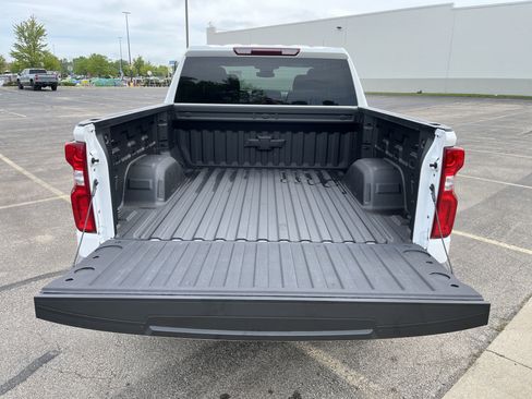 Used 2026 Chevrolet Silverado 1500 RST w/ RST Select Package AWD/4WD image 9