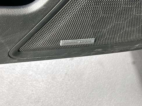 Used 2022 Subaru Outback Limited image 19