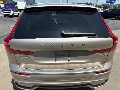 Used 2025 Volvo XC60 T8 Ultra AWD/4WD image 7